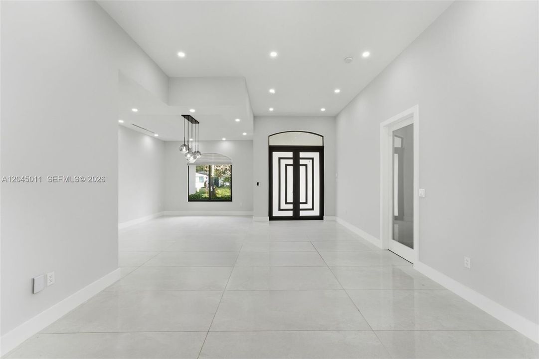 En Venta: $1,970,000 (5 camas, 4 baños, 3276 Pies cuadrados)