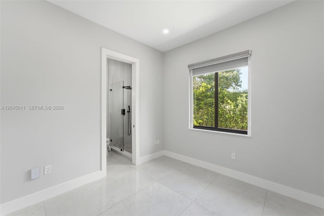 En Venta: $1,970,000 (5 camas, 4 baños, 3276 Pies cuadrados)