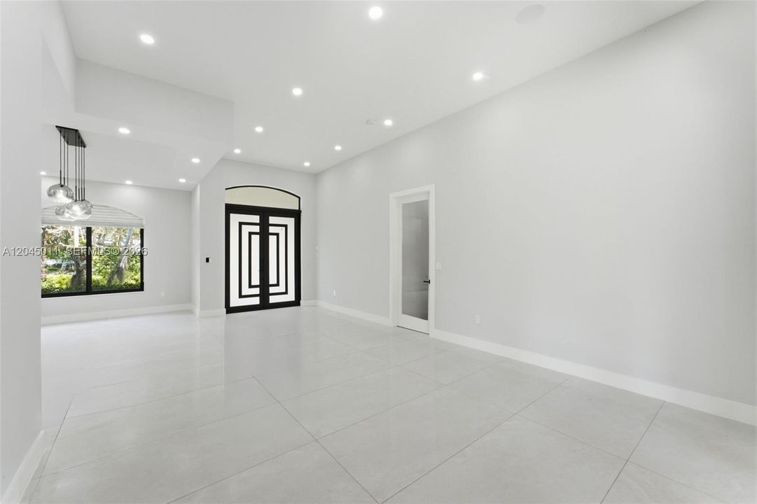 En Venta: $1,970,000 (5 camas, 4 baños, 3276 Pies cuadrados)