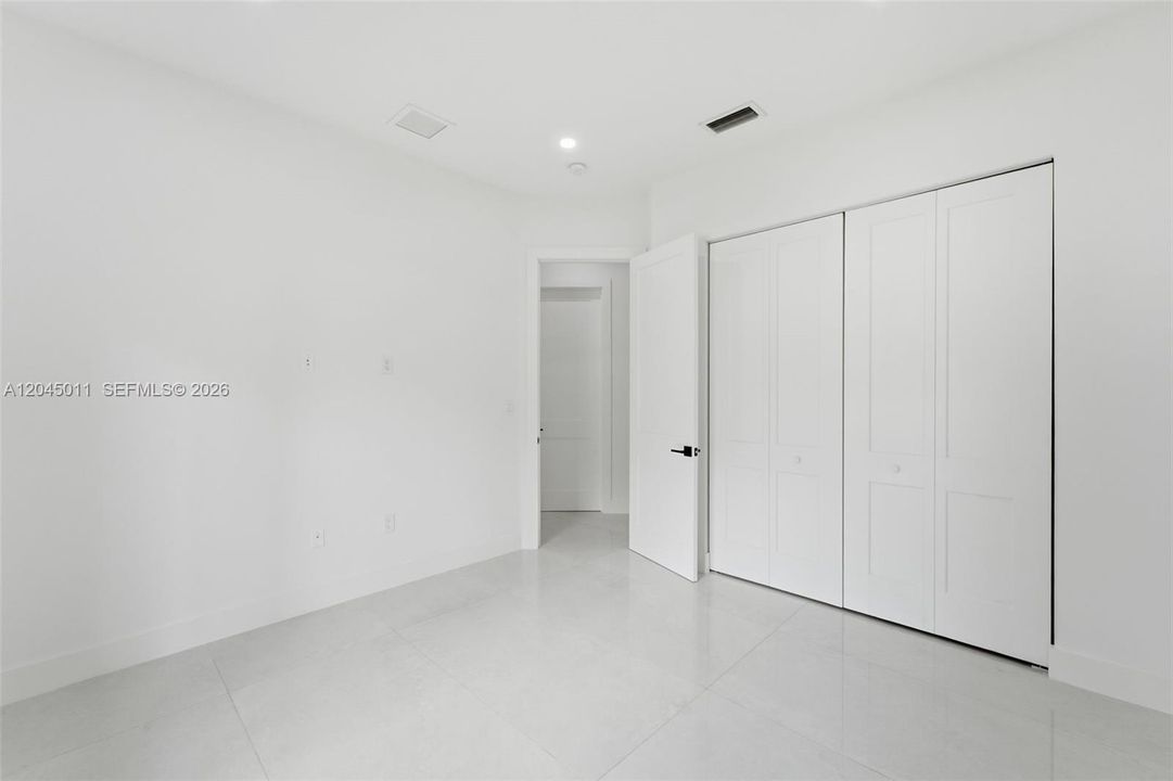 En Venta: $1,970,000 (5 camas, 4 baños, 3276 Pies cuadrados)