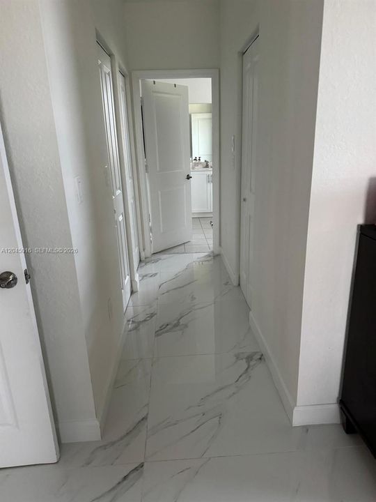 В аренду: $4,550 (5 спален, 3 ванн, 2640 Квадратных фут)