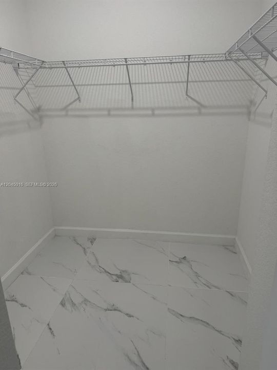 В аренду: $4,550 (5 спален, 3 ванн, 2640 Квадратных фут)