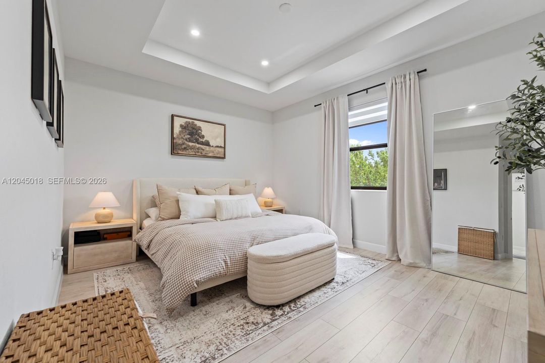 На продажу: $455,000 (3 спален, 2 ванн, 1335 Квадратных фут)