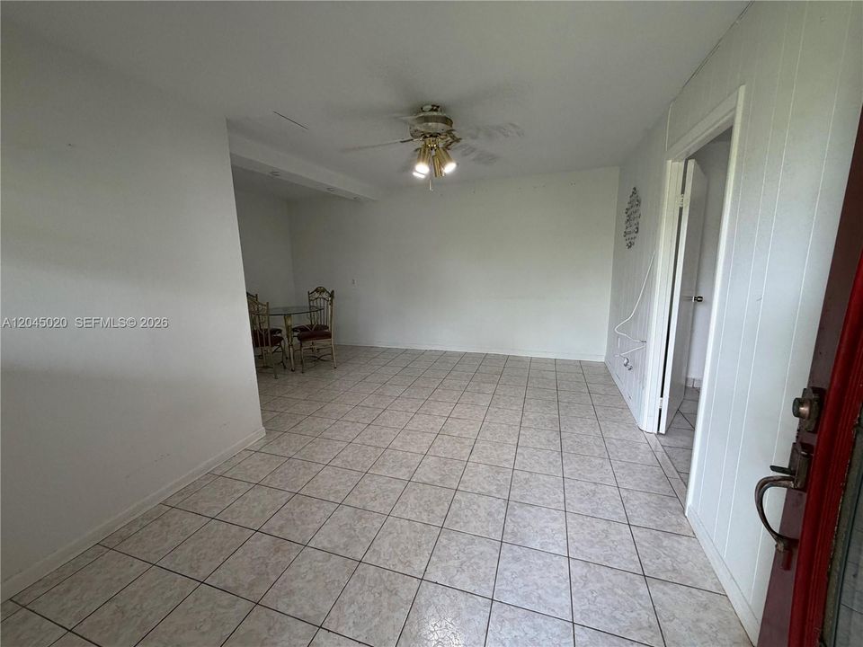 En Renta: $1,750 (1 camas, 1 baños, 650 Pies cuadrados)