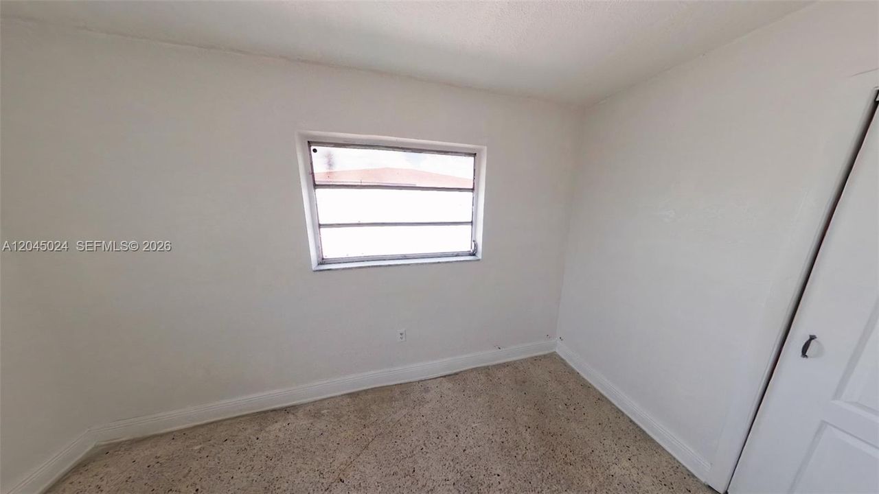 For Rent: $1,750 (1 beds, 1 baths, 12222 Square Feet)