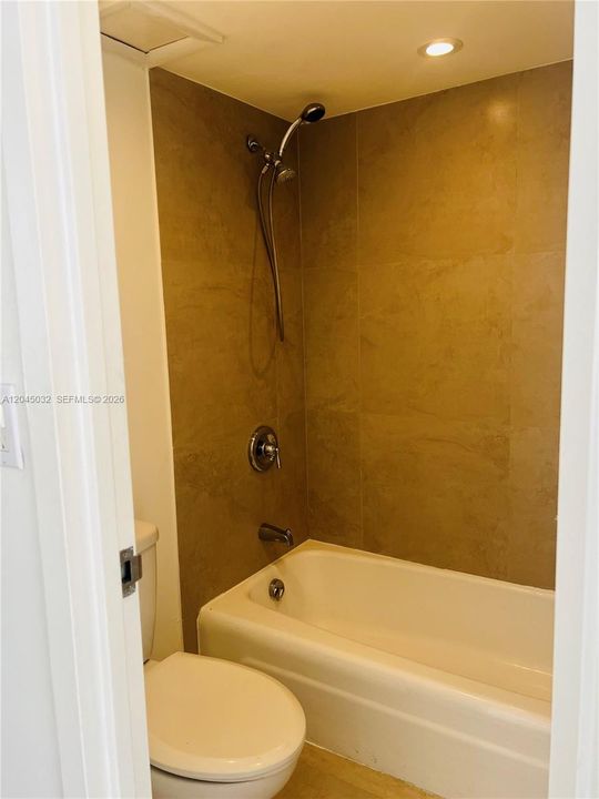 En Renta: $3,700 (2 camas, 2 baños, 1100 Pies cuadrados)