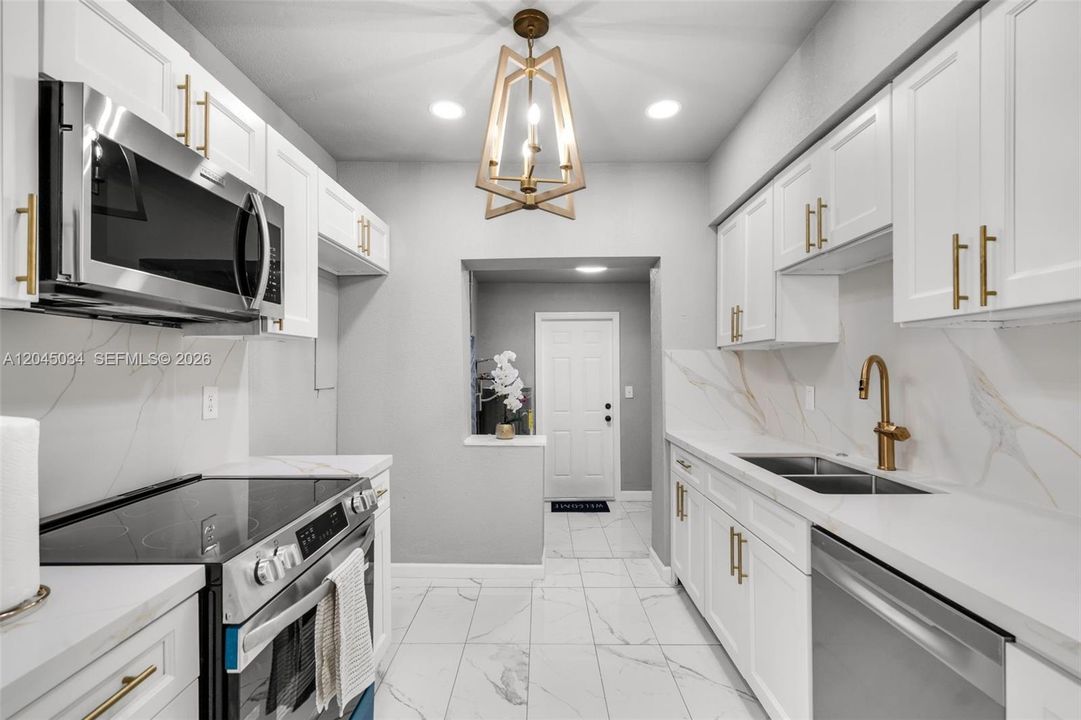 En Venta: $489,990 (3 camas, 2 baños, 1238 Pies cuadrados)