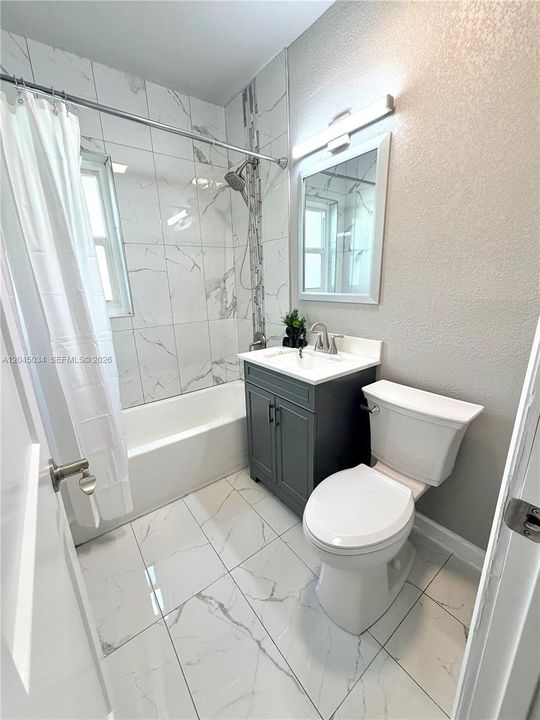 En Venta: $489,990 (3 camas, 2 baños, 1238 Pies cuadrados)