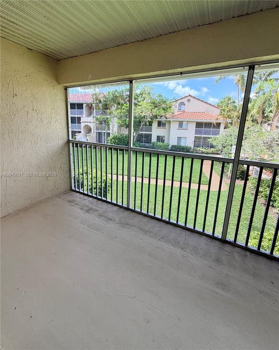 En Venta: $255,000 (2 camas, 2 baños, 980 Pies cuadrados)