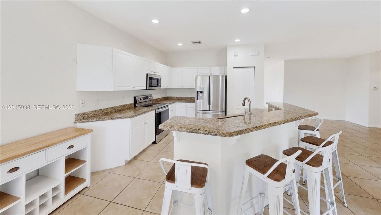 Active With Contract: $575,000 (5 beds, 3 baths, 3276 Square Feet)