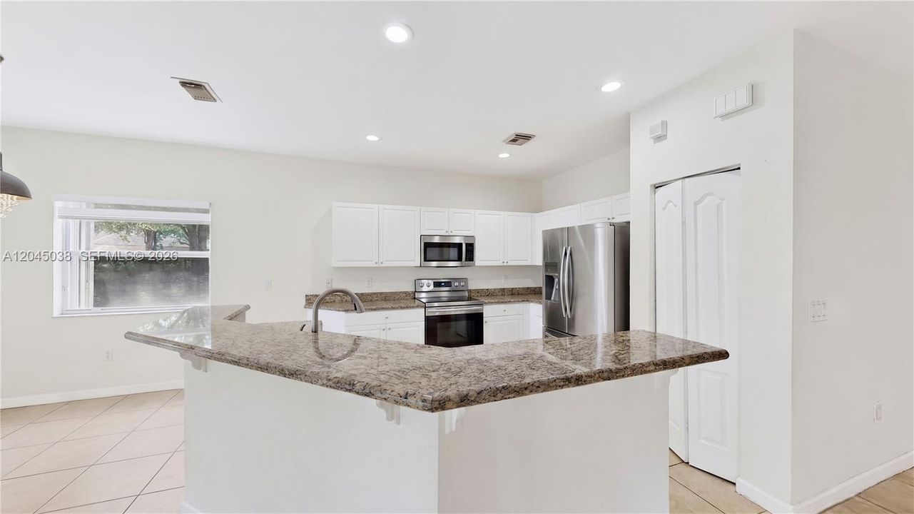 Active With Contract: $575,000 (5 beds, 3 baths, 3276 Square Feet)