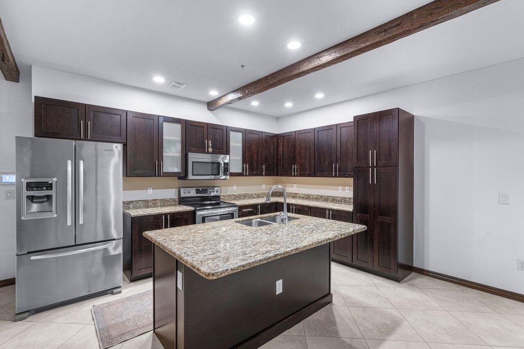 Kitchen 3