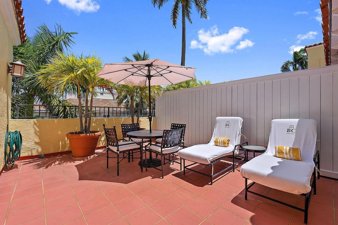 301 Australian Ave unit 305-8