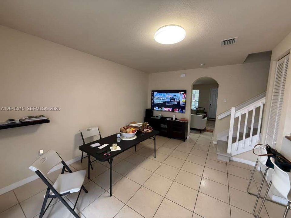 For Rent: $3,350 (4 beds, 3 baths, 2312 Square Feet)