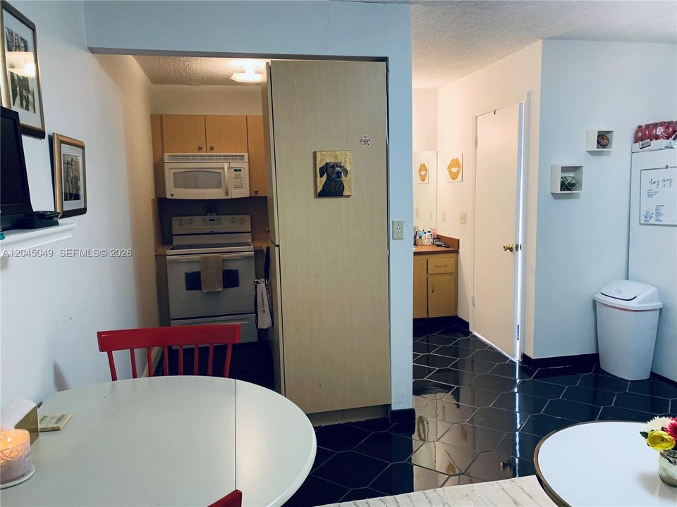 В аренду: $1,995 (1 спален, 1 ванн, 0 Квадратных фут)
