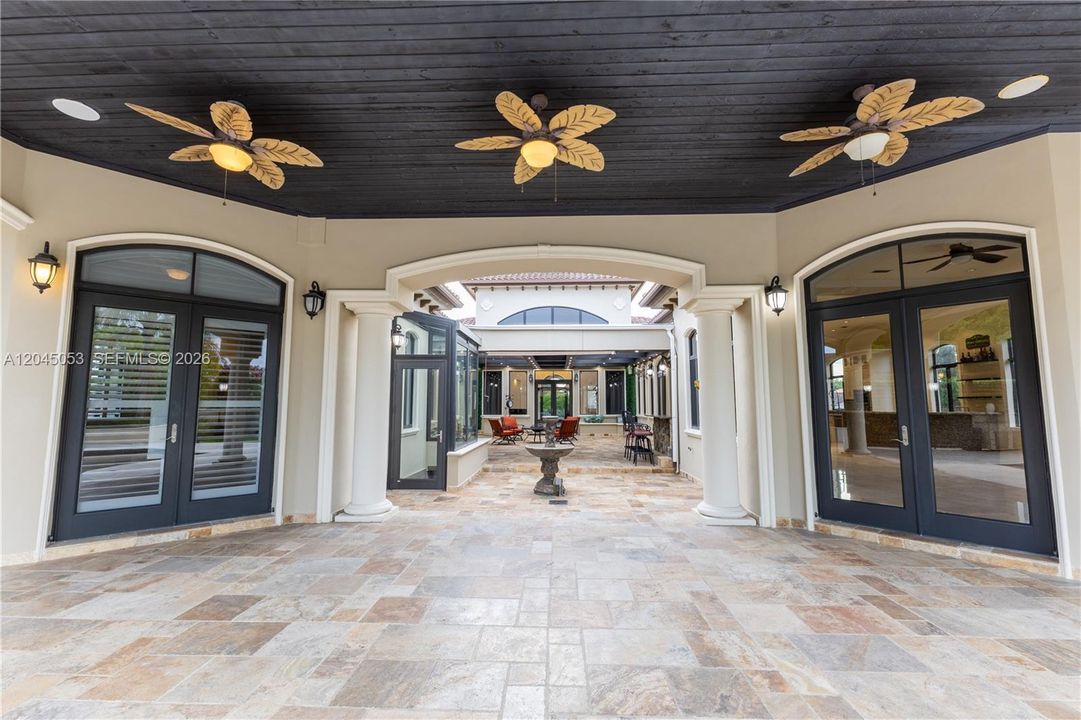 For Sale: $3,500,000 (7 beds, 6 baths, 5789 Square Feet)