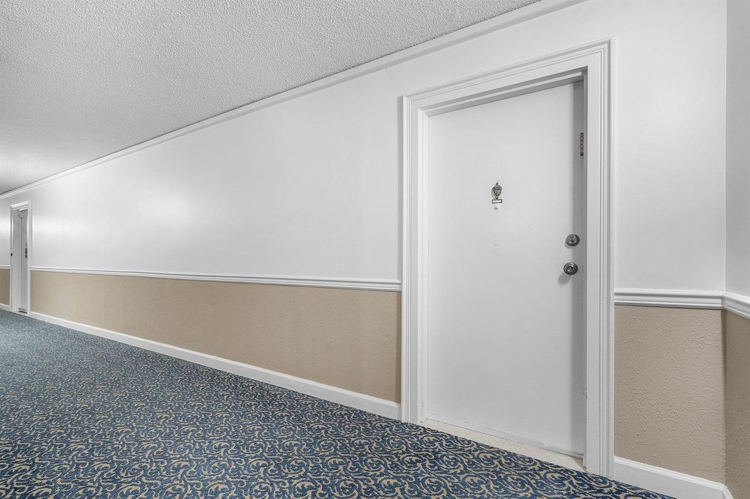 006-3460SouthOceanBoulevard-108-PalmBeac