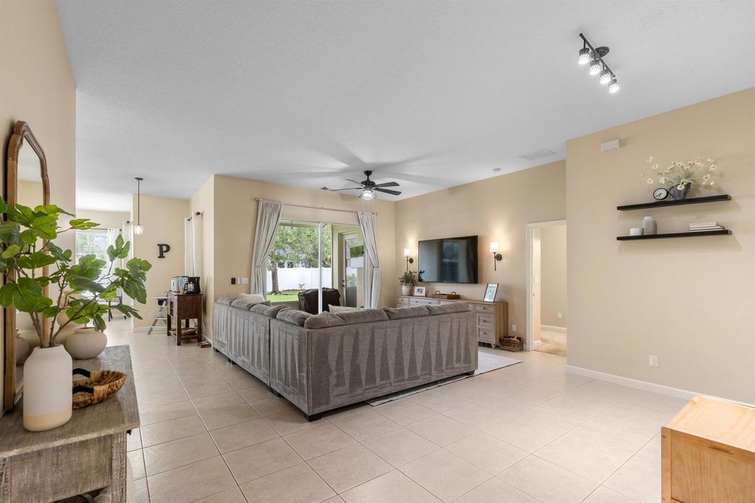entry and living