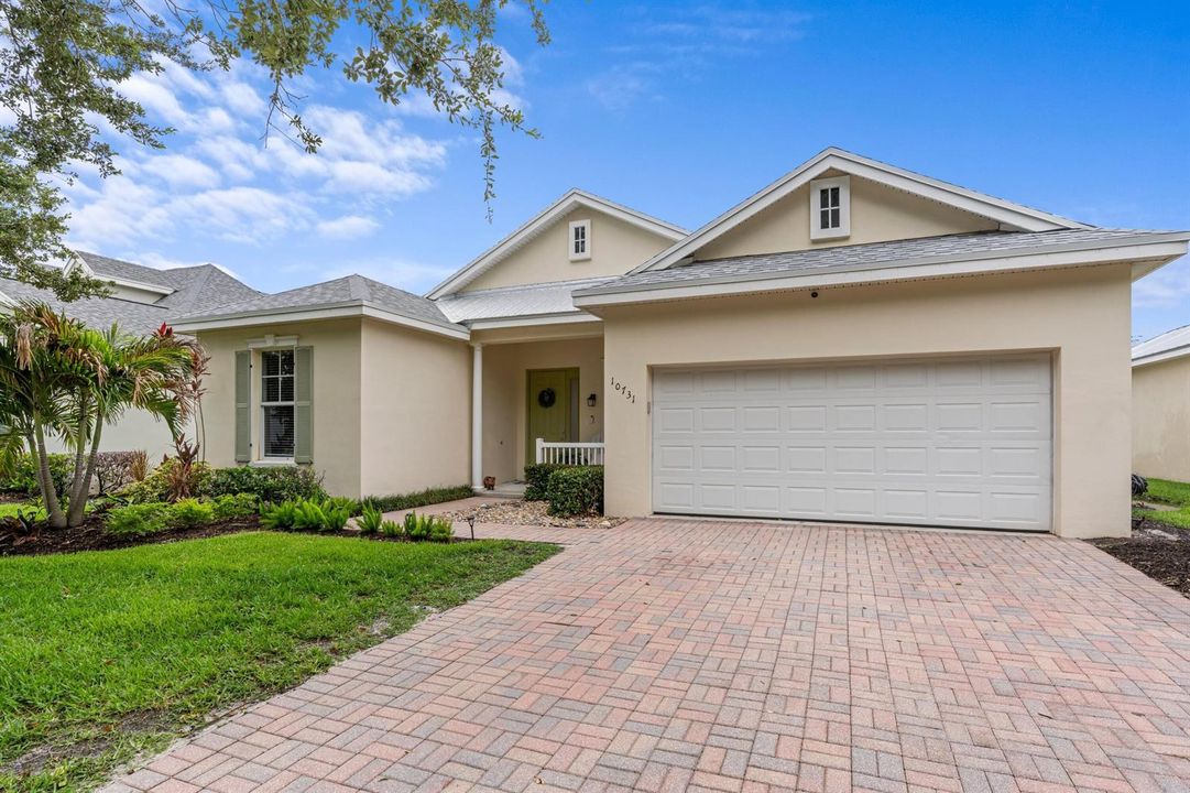 home exterior garage