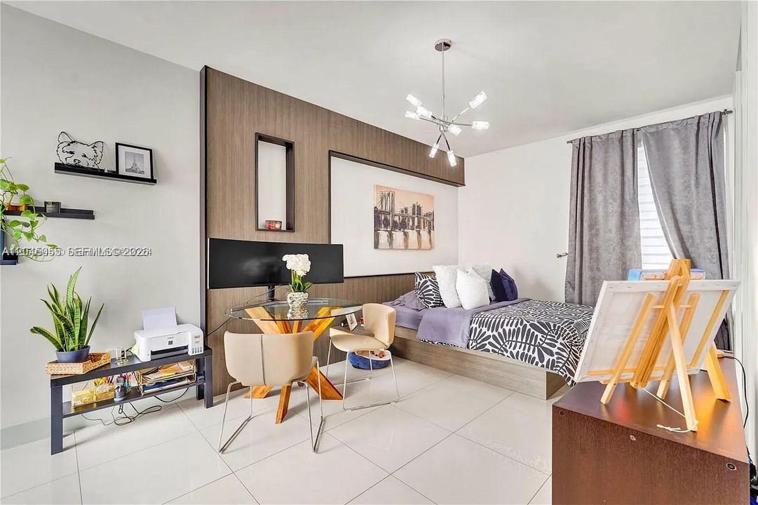 For Rent: $2,000 (0 beds, 1 baths, 0 Square Feet)