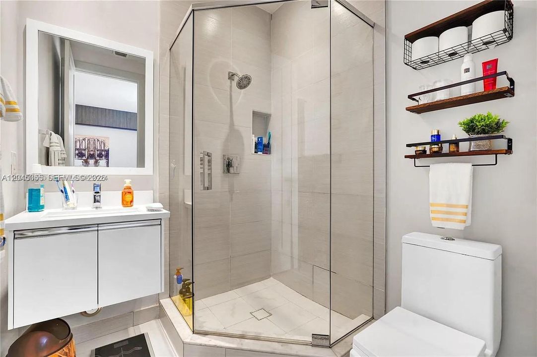 For Rent: $2,000 (0 beds, 1 baths, 0 Square Feet)