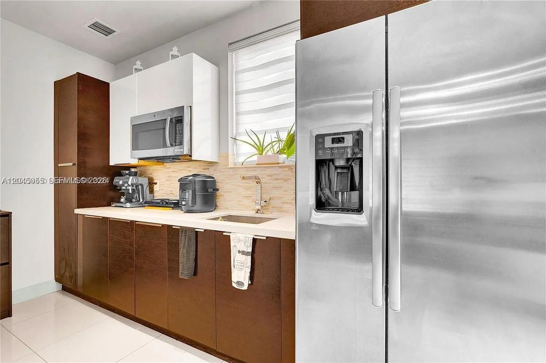 For Rent: $2,000 (0 beds, 1 baths, 0 Square Feet)