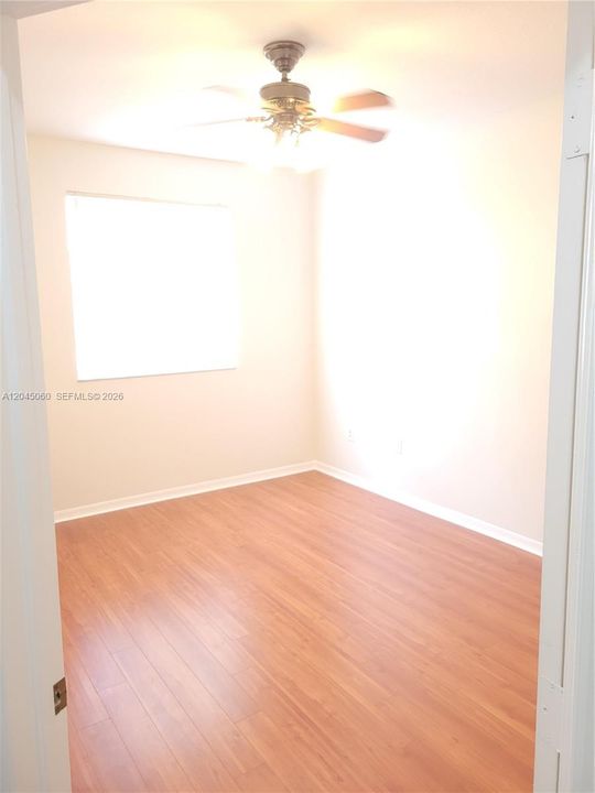 В аренду: $2,350 (2 спален, 2 ванн, 1100 Квадратных фут)