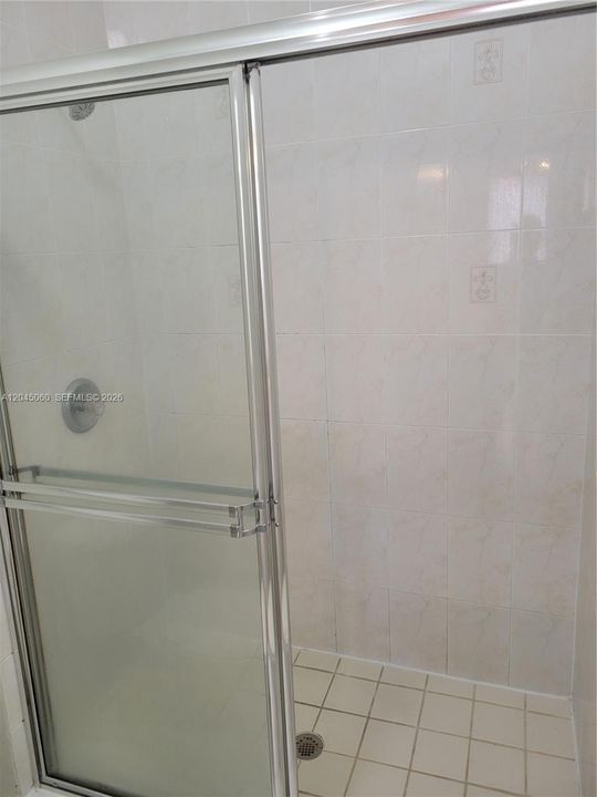 В аренду: $2,350 (2 спален, 2 ванн, 1100 Квадратных фут)