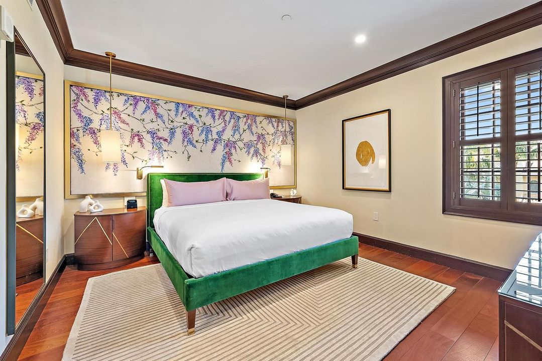 301 Australian Ave unit 301-36