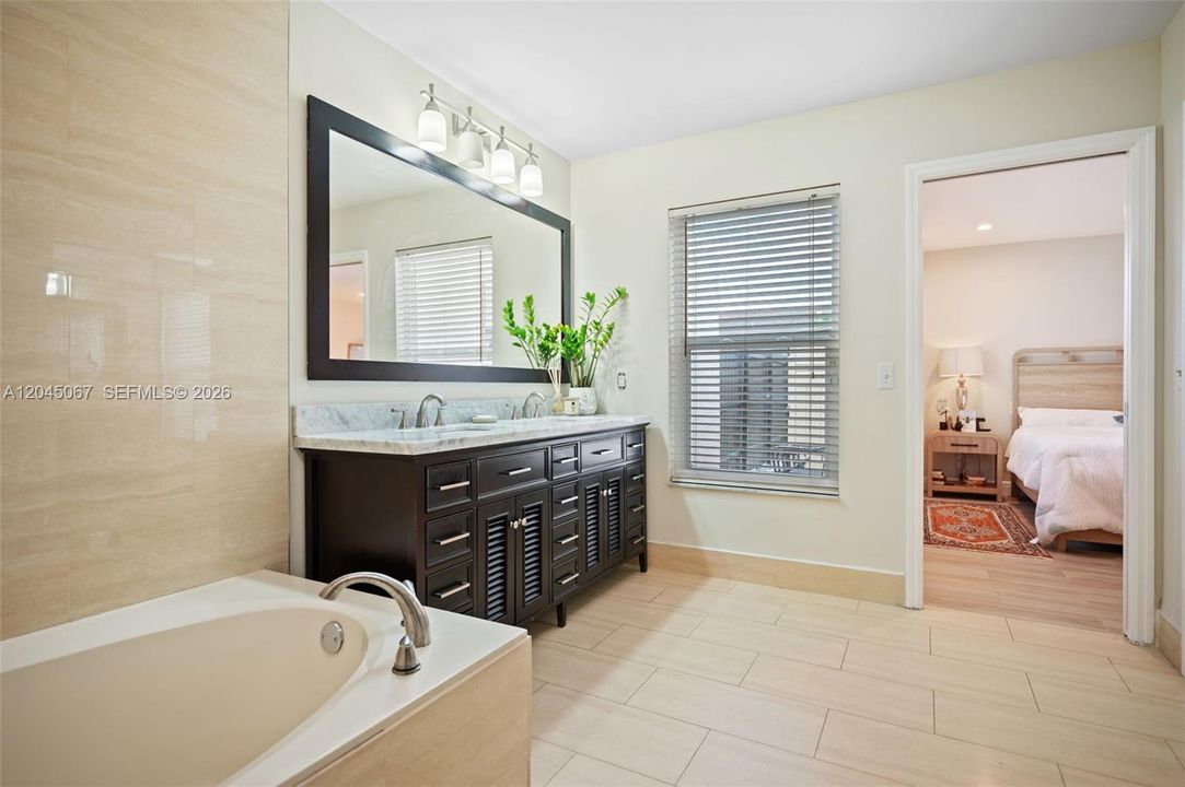 On suite Bathroom