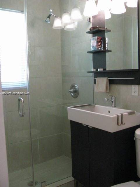 For Rent: $1,850 (1 beds, 1 baths, 465 Square Feet)