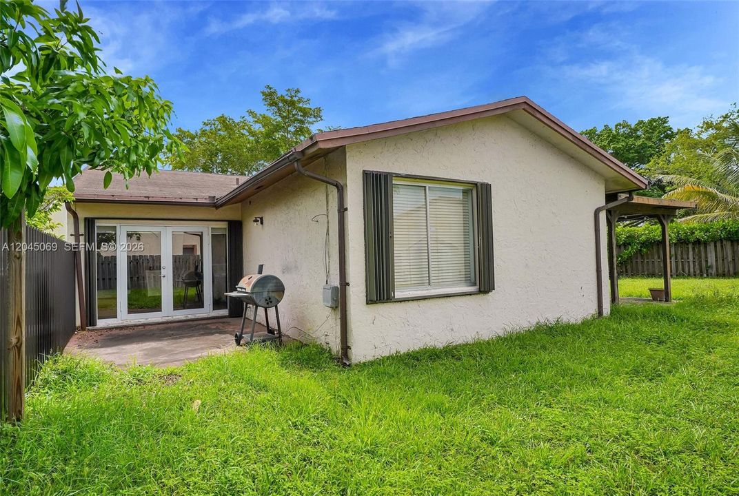 For Sale: $599,000 (3 beds, 2 baths, 1514 Square Feet)