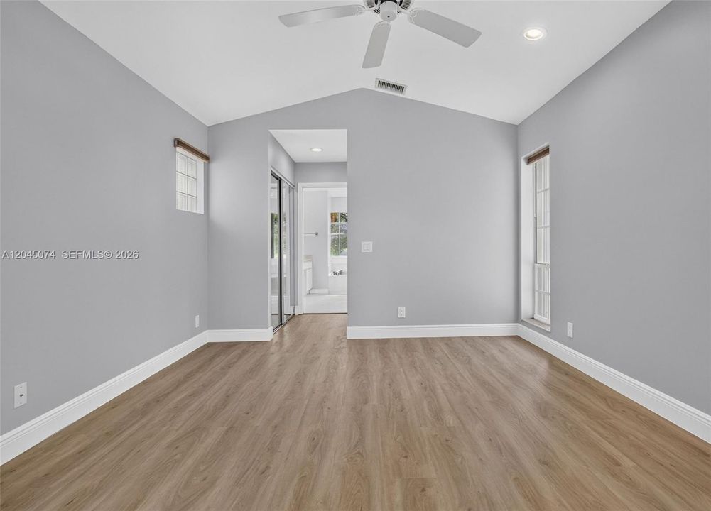 En Venta: $785,000 (3 camas, 2 baños, 1777 Pies cuadrados)