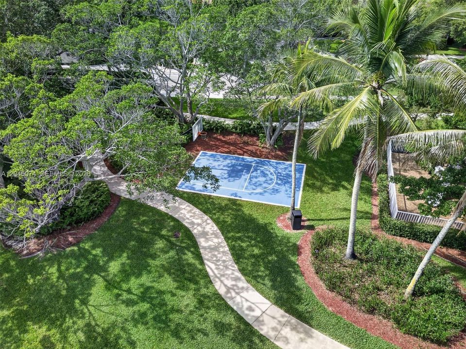 En Venta: $785,000 (3 camas, 2 baños, 1777 Pies cuadrados)
