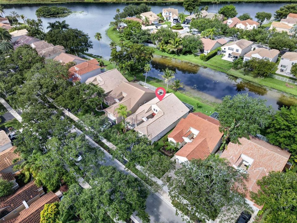 En Venta: $785,000 (3 camas, 2 baños, 1777 Pies cuadrados)