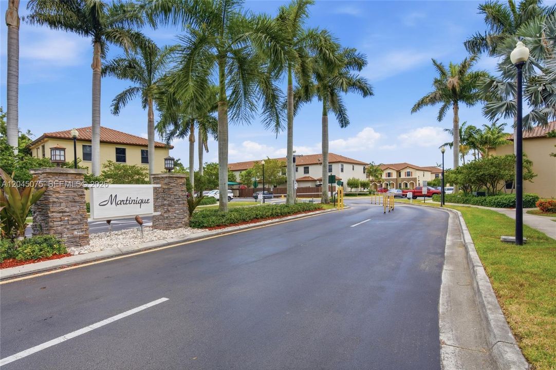 En Venta: $332,000 (2 camas, 2 baños, 1224 Pies cuadrados)