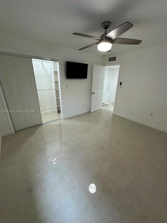 В аренду: $2,495 (2 спален, 1 ванн, 940 Квадратных фут)