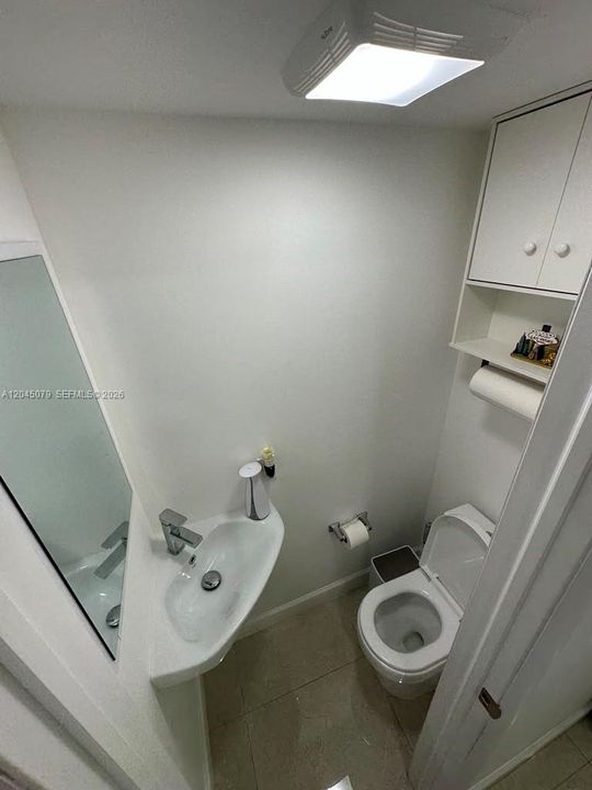 В аренду: $2,495 (2 спален, 1 ванн, 940 Квадратных фут)