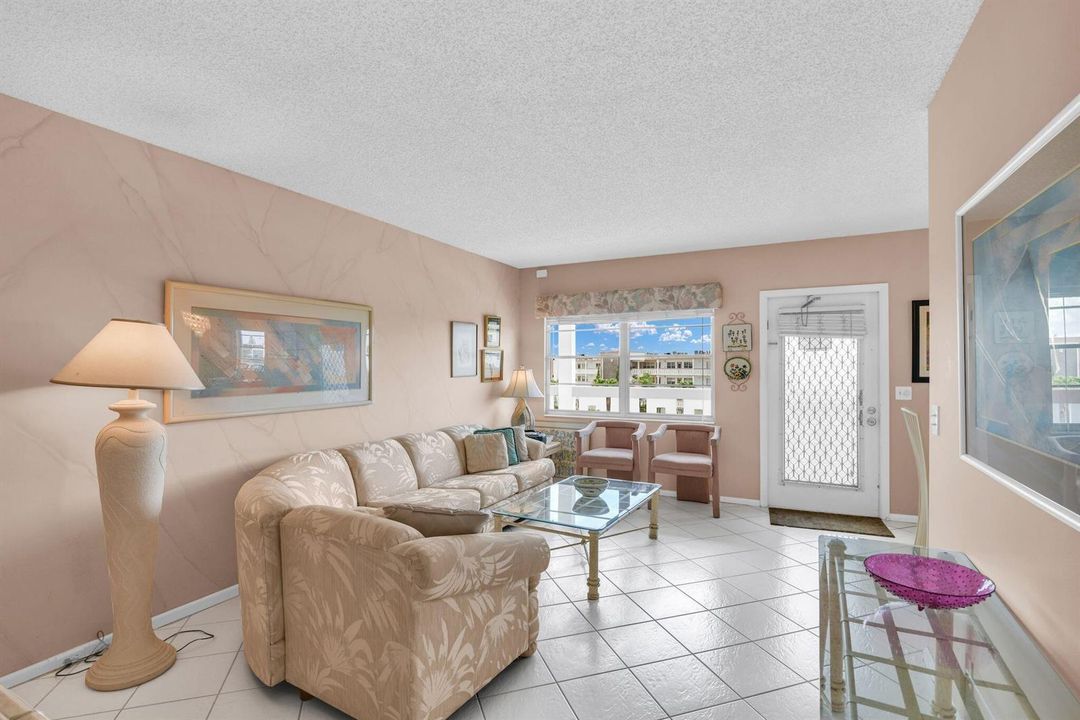 4053 Wolverton C pic 41