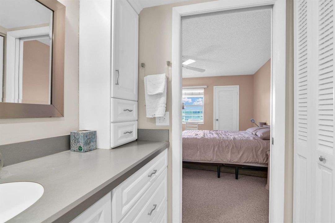 4053 Wolverton C pic 29