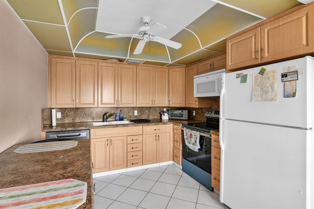 4053 Wolverton C pic 37
