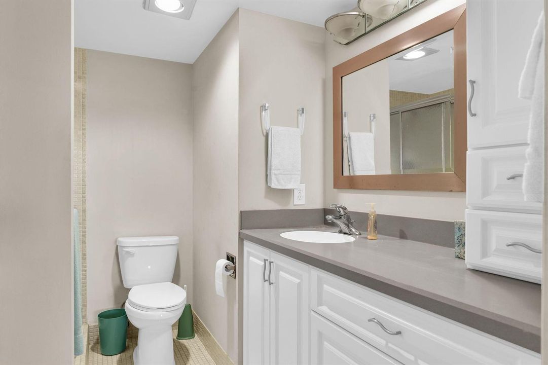 4053 Wolverton C pic 26