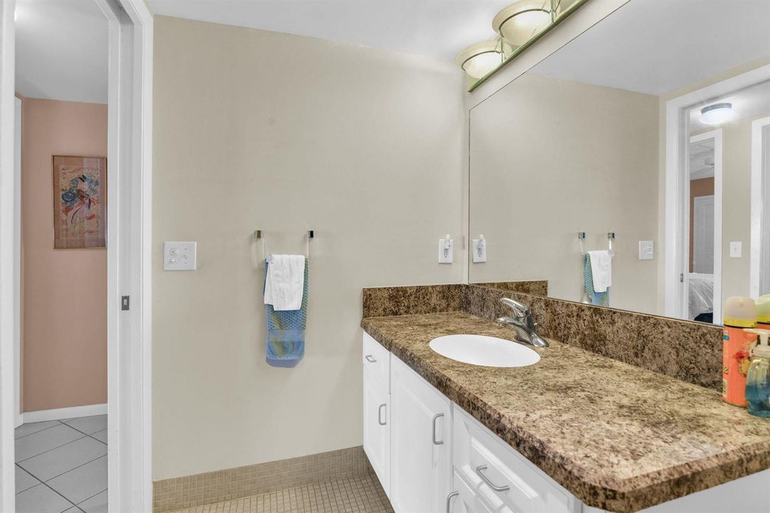 4053 Wolverton C pic 8