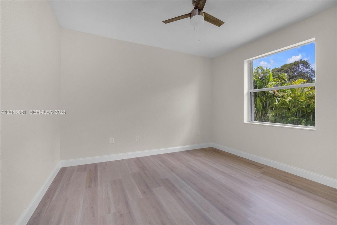 For Rent: $7,750 (5 beds, 3 baths, 3363 Square Feet)