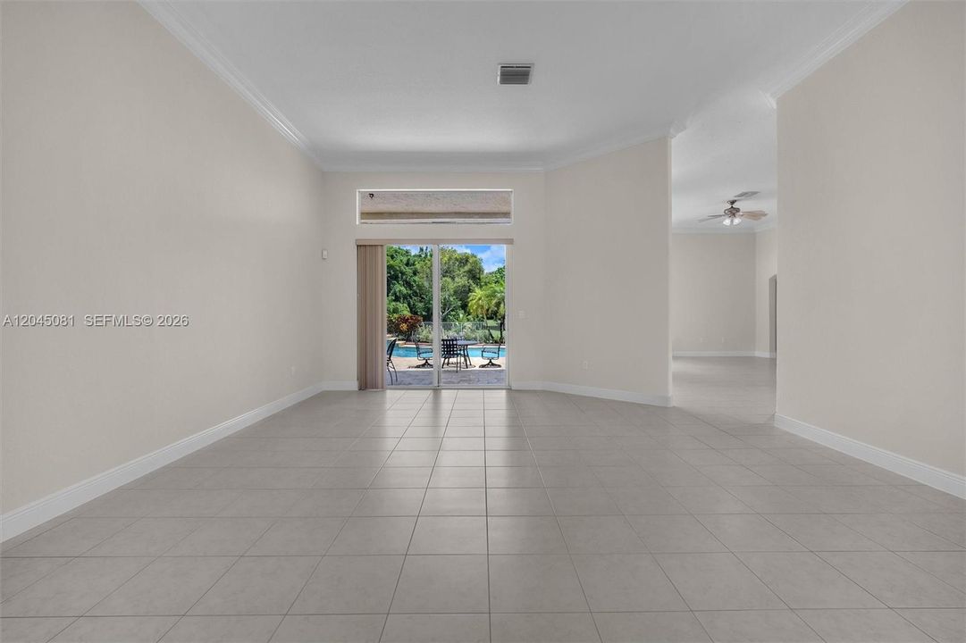 For Rent: $7,750 (5 beds, 3 baths, 3363 Square Feet)