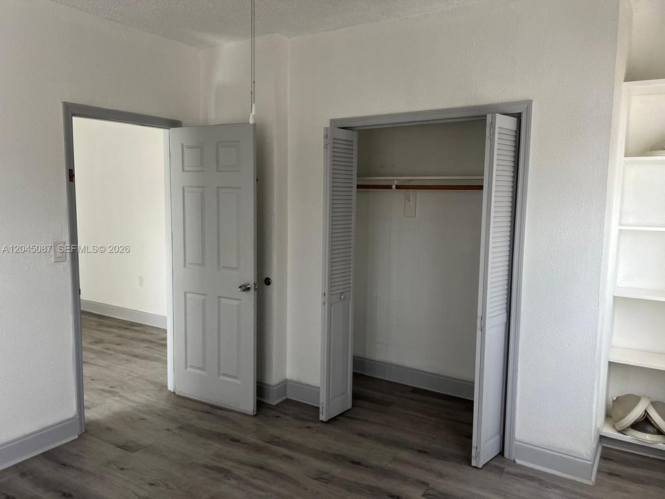 For Rent: $1,550 (1 beds, 1 baths, 555 Square Feet)