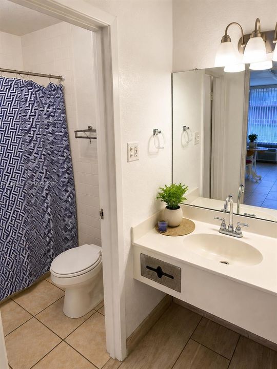 For Rent: $900 (1 beds, 1 baths, 0 Square Feet)
