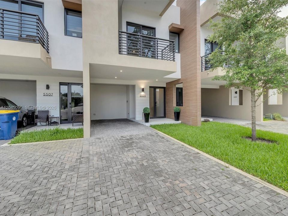 В аренду: $3,650 (3 спален, 2 ванн, 0 Квадратных фут)