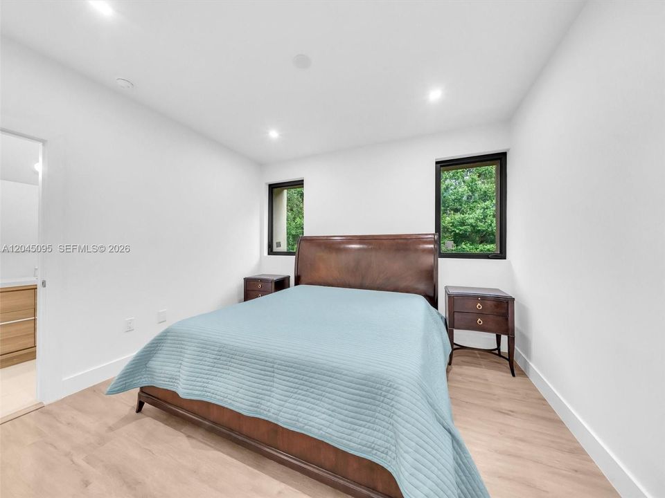 В аренду: $3,650 (3 спален, 2 ванн, 0 Квадратных фут)