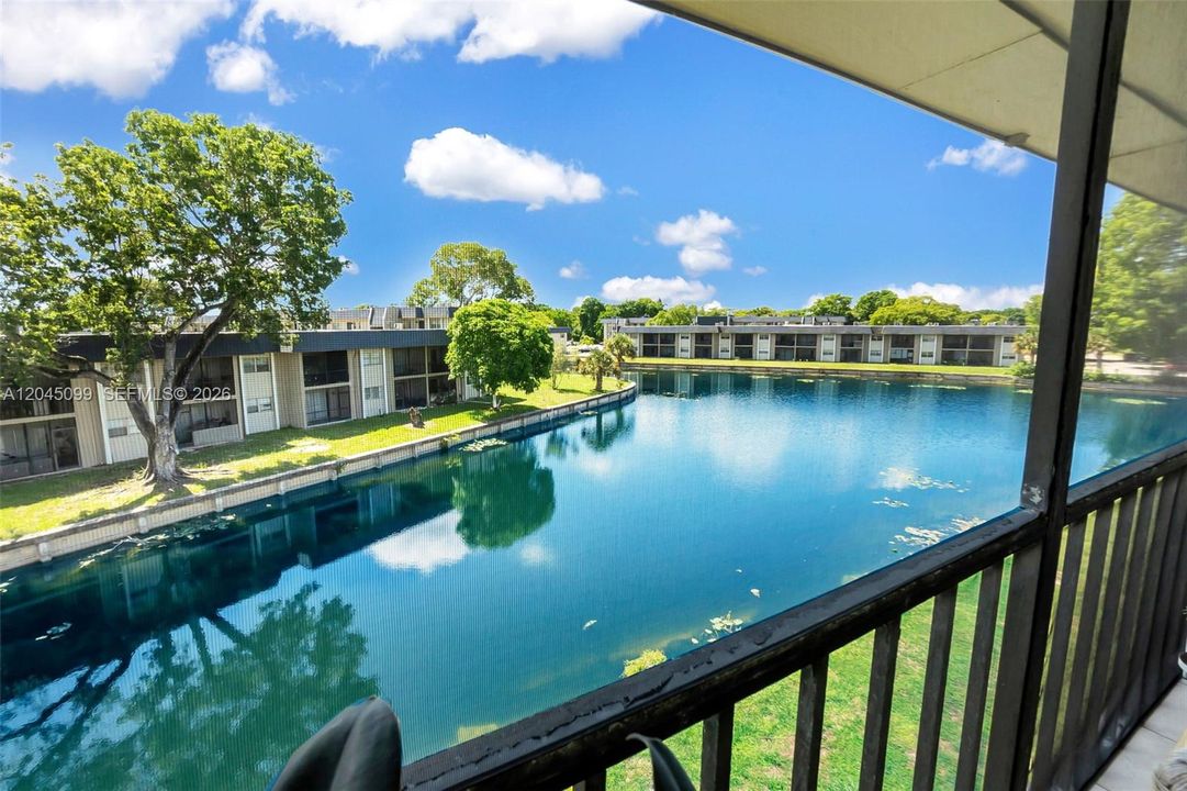 For Sale: $139,000 (1 beds, 1 baths, 750 Square Feet)